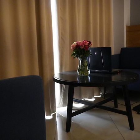 Mazeki Addis Boutique Hotel Экстерьер фото