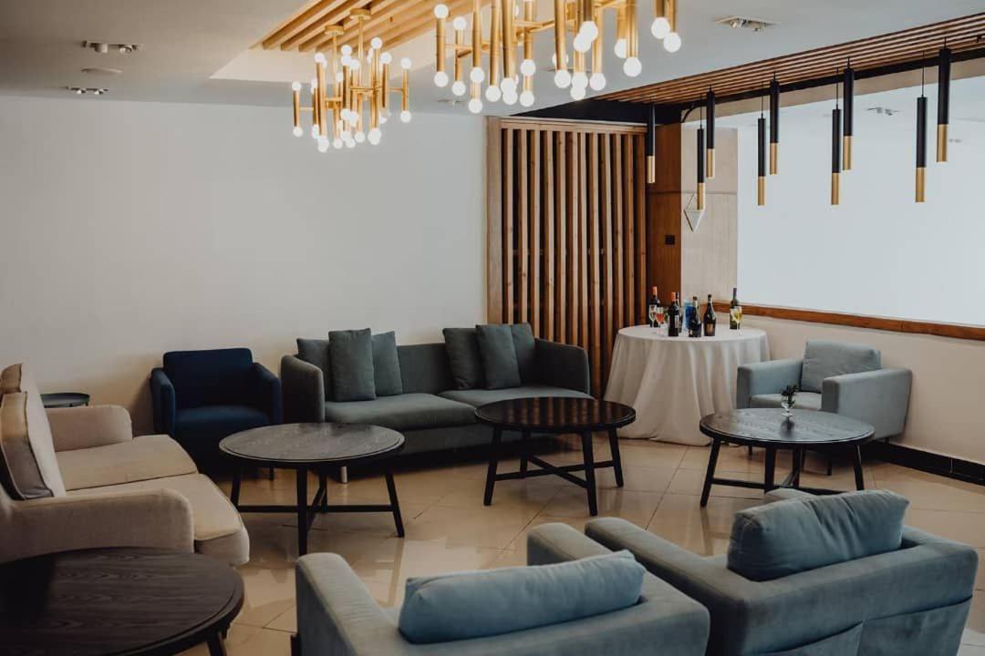 Mazeki Addis Boutique Hotel Экстерьер фото