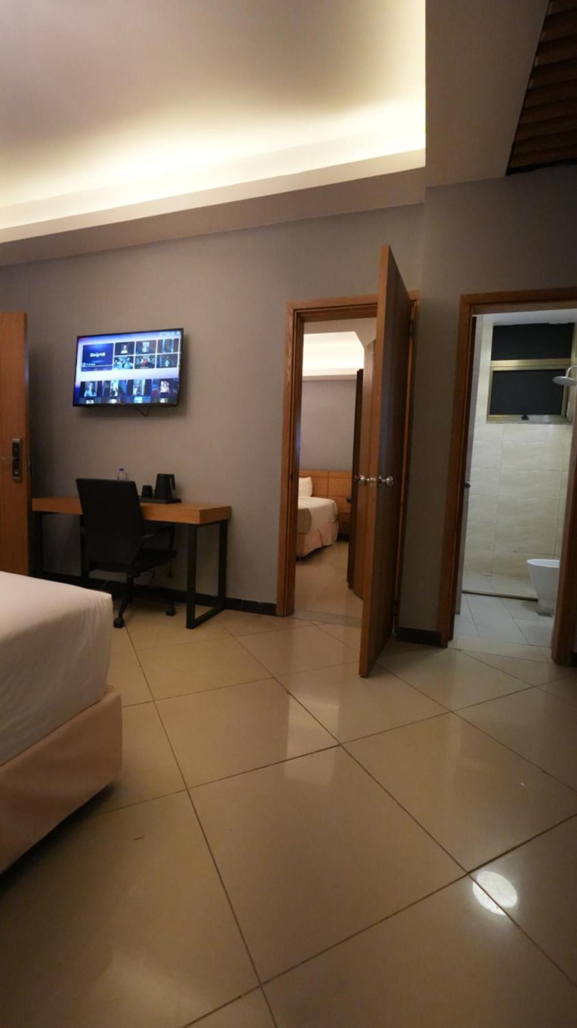 Mazeki Addis Boutique Hotel Экстерьер фото