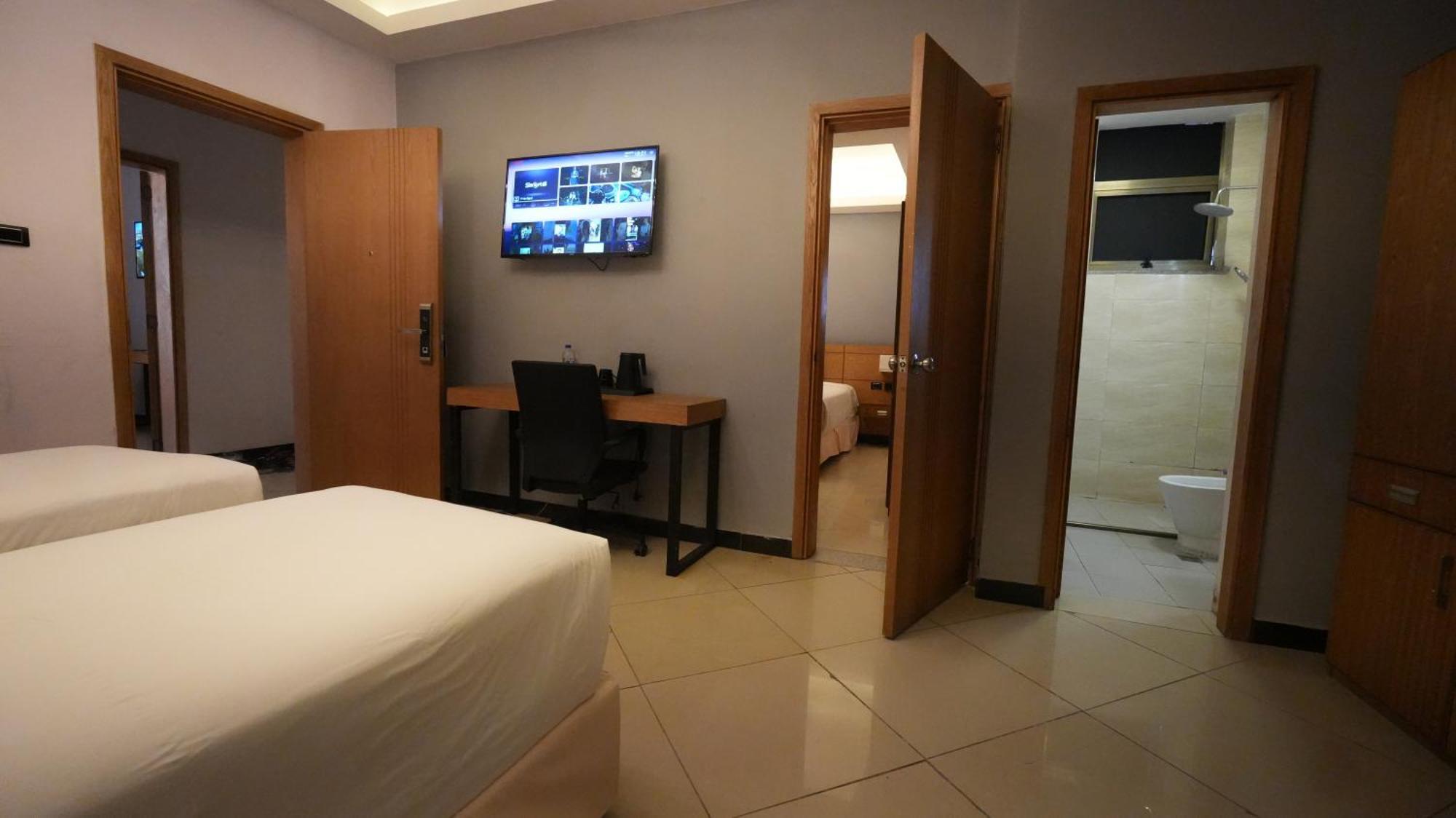 Mazeki Addis Boutique Hotel Экстерьер фото