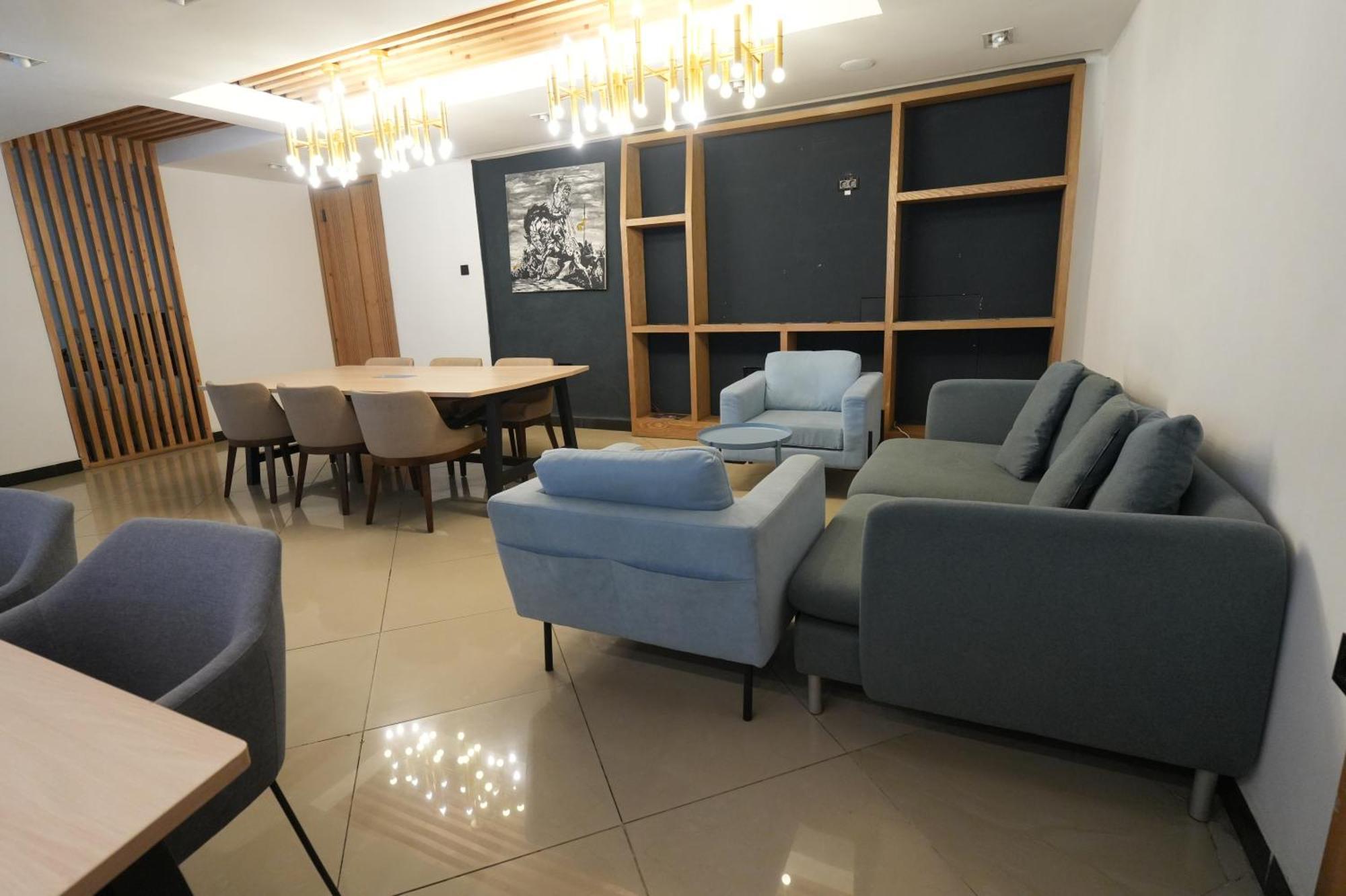 Mazeki Addis Boutique Hotel Экстерьер фото