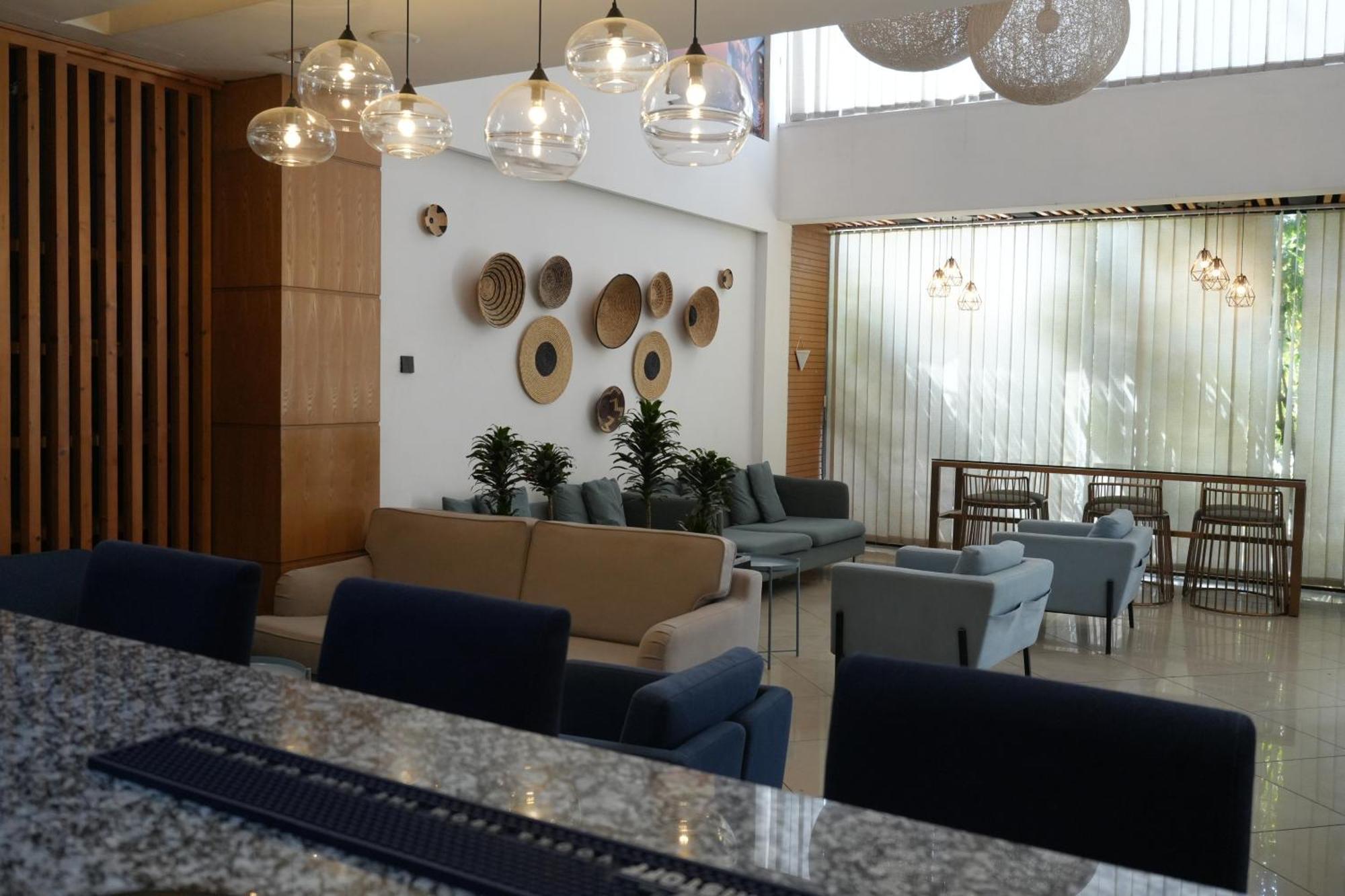 Mazeki Addis Boutique Hotel Экстерьер фото