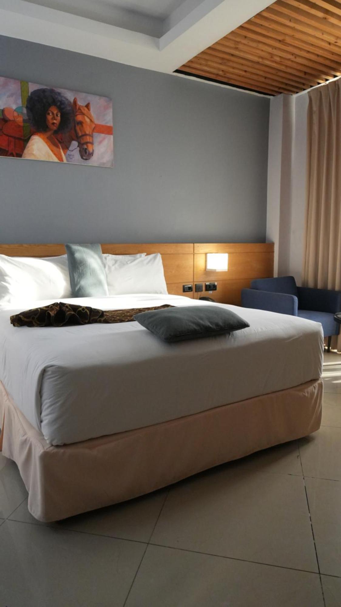 Mazeki Addis Boutique Hotel Экстерьер фото